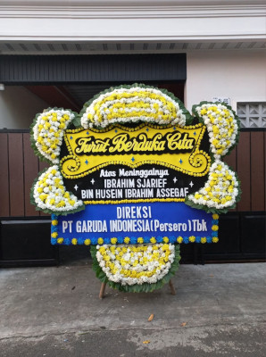 Papan Bunga Duka di Tanjung Beringin